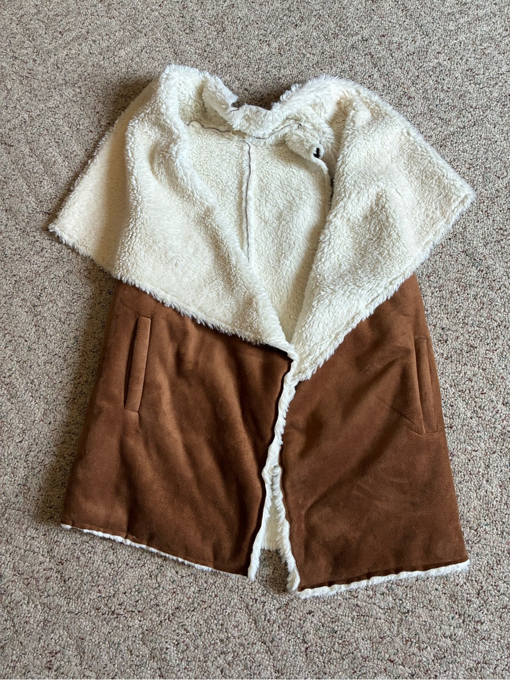 Women’s Faux Shearling Vest - Cream & Brown